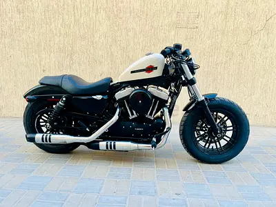 HARLEY DAVIDSON 2022 LOW MILEAGE