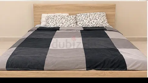 King bed and mattress