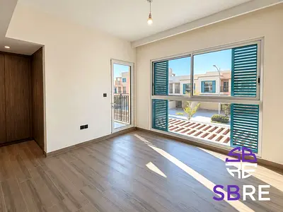 Spacious 5-Bedroom Villa | Best Location | Corner