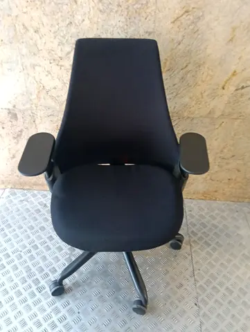 Herman Miller Sayle chair for selling.comfirtable for long time sitting