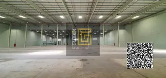 Spacious Warehouse for Rent | 61,525 Sq. Ft. | 12.5m Center Height | 6 Sliding Doors | Front & Rear 