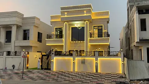 Direct from the owner: a luxurious, modern two-story villa with a rooftop terrace. The price includ
