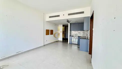 Spacious Layout | Chiller Free | Near To Exit