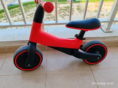 Red balance bike / toddler ride-on for 18–48 months