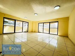 O% Commission: Big Layout 3BHK: prime Location: Near Metro