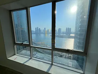 🏢