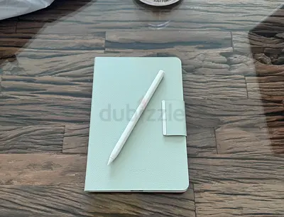 Huawei Matepad mini tablet with smart pen and case