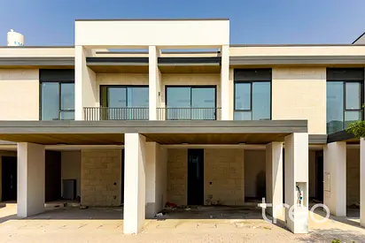 Exclusive | Contemporary | 3 Bedrooms
