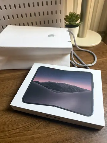 Sealed Apple iPhone Duo 512GB Night Sky TDRA from Apple Store