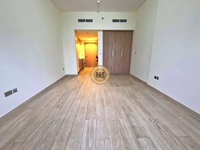 Burj Khalifa View | Huge Layout | Chiller Free | 47k in 04 Cheques