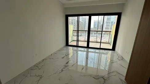 Community View Studio | Bright & Spacious | Big Balcony
