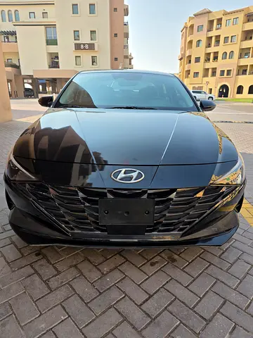 Hyundai Elantra Limited 2022