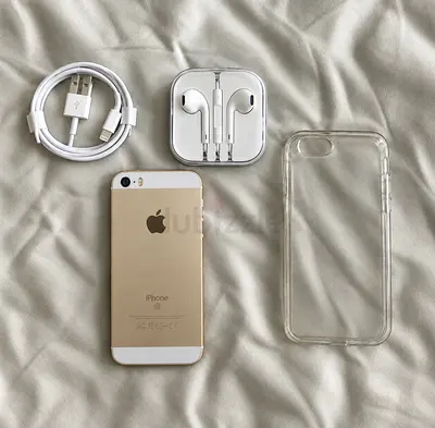 Apple IPhone 5SE Gold With Accessories