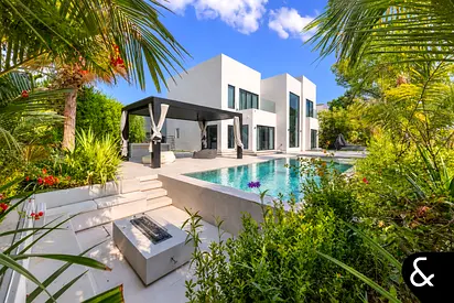Exclusive / Elevated Cluster / Lake View