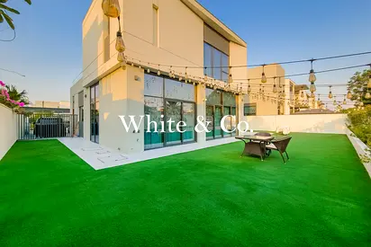 Large Vastu Single Row | Motivated Seller