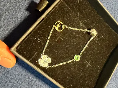 Sawarovski Luck Charm Bracelet with Clover and Gem Accents