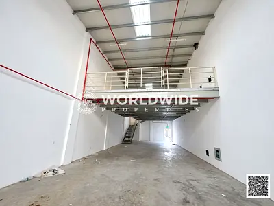 مستودع بمساحة 3,000 قدم مربع يطل على الطريق، مجهز بطاقة كهربائية ثلاثية الأطوار (3-Phase) بقدرة 40 كيلوواط | الجرف 2