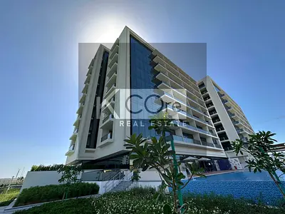 Prime Waterfront Spacious Living, Smart Investment