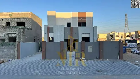 فيلا فاخرة 3 غرف مقابل شارع الإمارات | شامل التسجيل والتمليك | تملك حر لجميع الجنسيات | قسط يبدأ من 7000 درهم