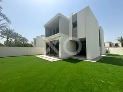 Vacant Now | Large Plot | Single Row