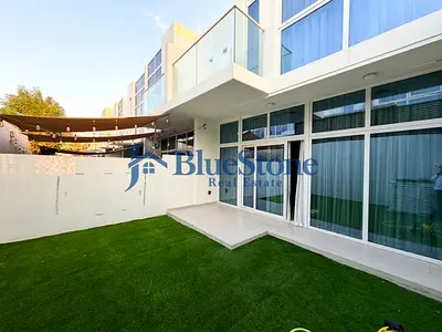 Furnished Two Bed | Middle Unit | Near Pool