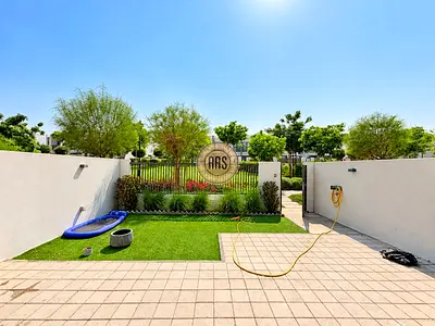 SINGLE ROW LUXURY 3BR+MAID VILLA READY TO MOVE JUST 165K