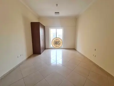 Prime Location Luxury Studio Apartment Available For Rent 39k