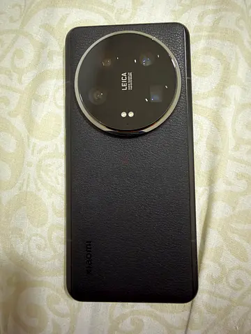Xiaomi 14 ultra smartphone with big circular Leica camera module - excellent condition