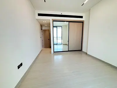 BRAND NEW | MAID ROOM | MODERN LIVING