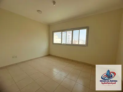 فرصة ذهبية أول ساكن في القليعة الشارقة أكبر شقة غرفة وصالة للإيجار السنوي بمساحة واسعة جداً وتشطيبات عالمية وتكييف وغاز مركزي تسهيلات مريحة في السداد