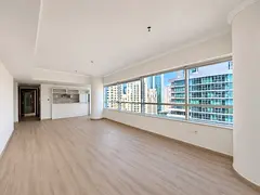 High Floor |Corner Unit | Marina and Skyline Views