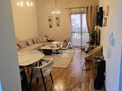 Chiller free | Spacious | Closed Kitchen