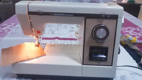 JAGUAR sewing machine