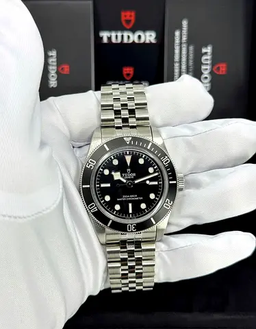 Tudor Black Bay 1.1