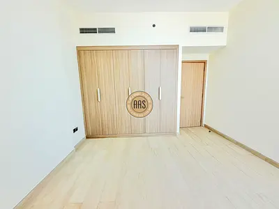 Premium Ready-to-Move 1-Bedroom Apartment | U-Shaped Kitchen | Stunning Downtown Dubai View