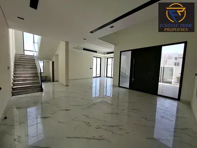 BRAND NEW 5 DEDROOM + MAID'S ROOM|END CORNER VILLA|PRIVATE POOL
