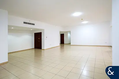 Upgrades | Large Layout | partial Sea view