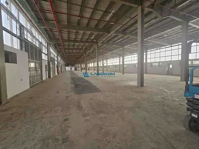 High-Power 1,000 KW| Facing Main Road | Ample Parking