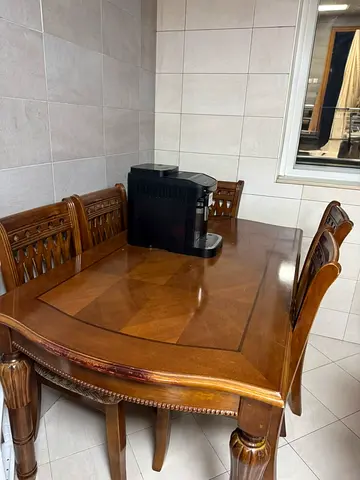 Solid Wood Dining Table with 4 Matching Chairs - Classic Design solid wood