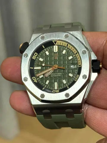 Audemars Piguet ( Green Diver )
