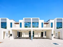 Single Row | Modern | Spacious | Tenanted