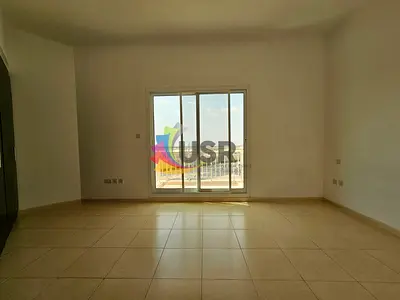WELL MAINTAINED 2BR W/ BALCONY FOR ONLY 65K