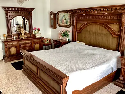 Bedroom set Bed+ dresser