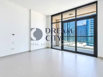 1BR Apartment | Downtown Skyline View | Balcony Access | Bellevue Tower 1