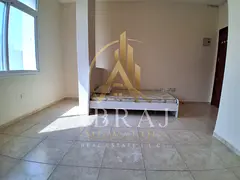 Specious Studio For Family Cal To Ali Bhatti