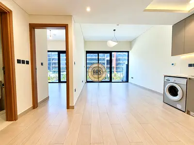 Premium 1 Bedroom Apartment | Main Boulevard View | Chiller FREE | Multiple Amenities