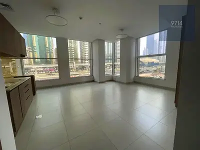 Bright Studio | Sheikh Zayed Road View | 6 Cheques