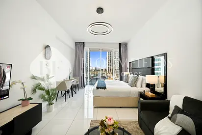 Furnished | Rooftop Pool & Gym | Near Golf Course