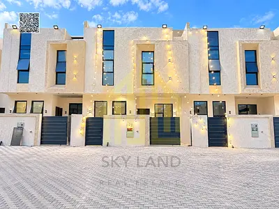 Townhouse - Good location - Fees included - 3 floors - Excellent price