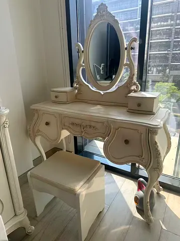 Vintage cream ornate dressing table with mirror - good condition